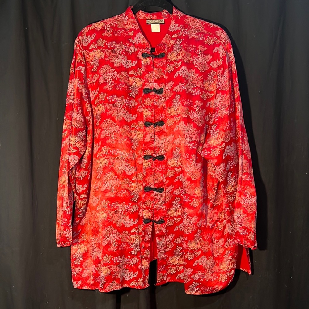 rayon/acetate satiny pagoda print mandarin collar shirt w/black frog closures